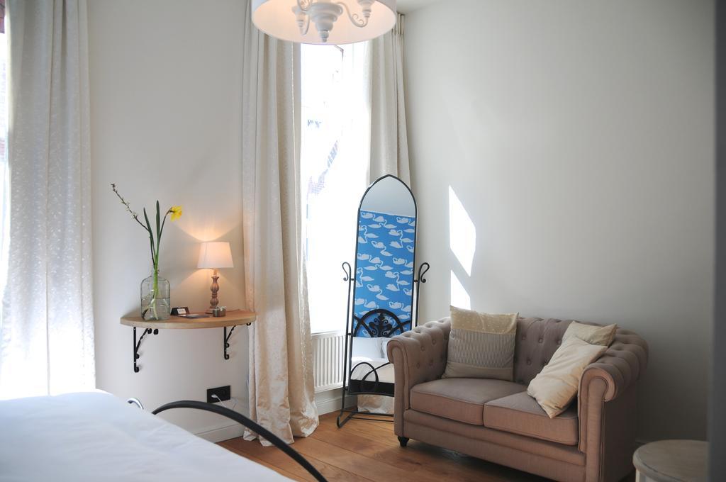 B&B Val Des Rosesブルージュ 部屋 写真